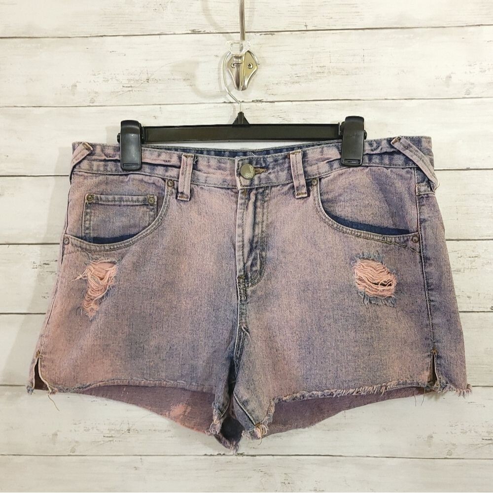 Free People Pink Acid Wash Black Distressed Thrashed Jean Shorts Size 31 - Picture 10 of 10